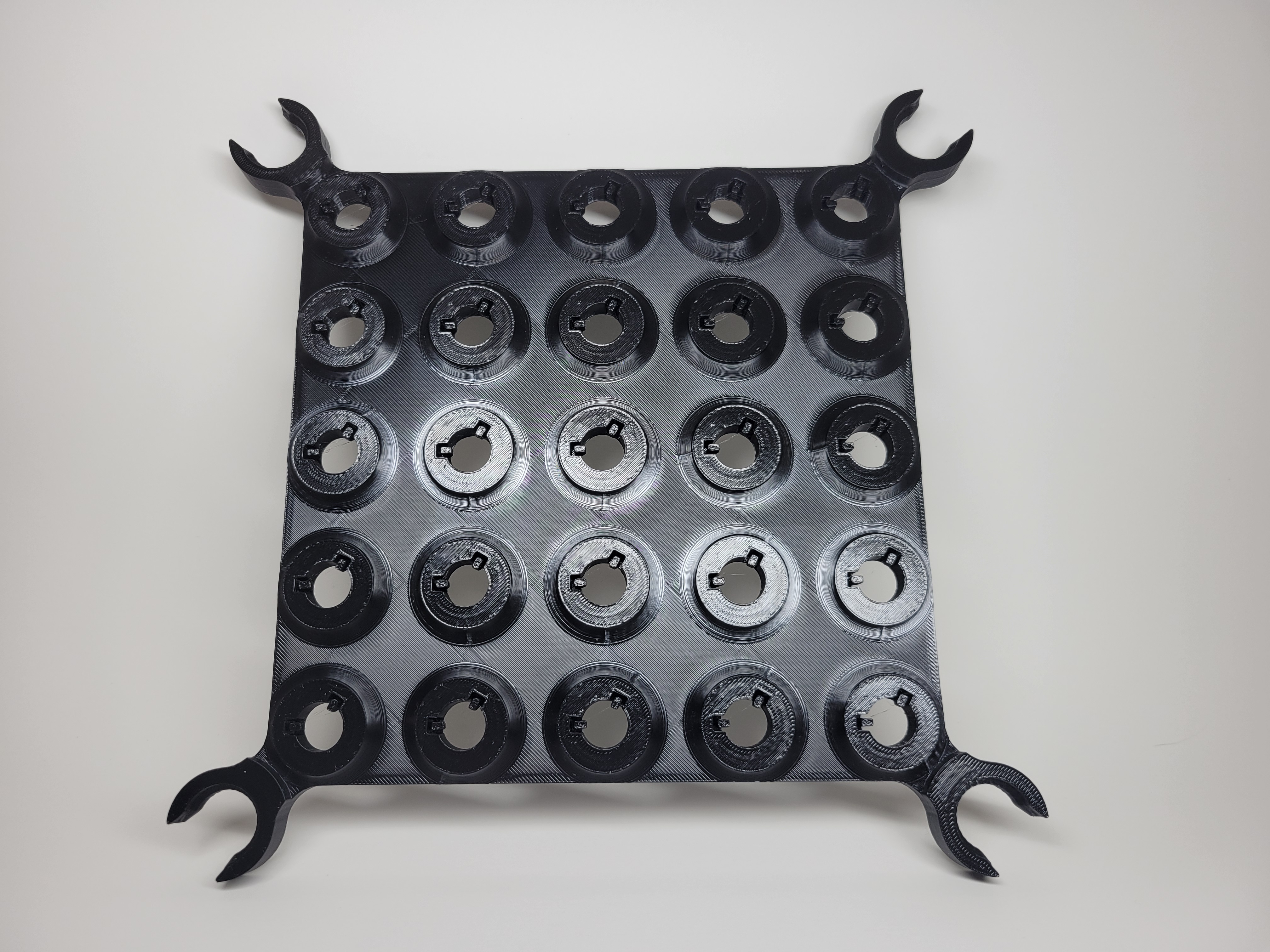 5 by 5 modular plate